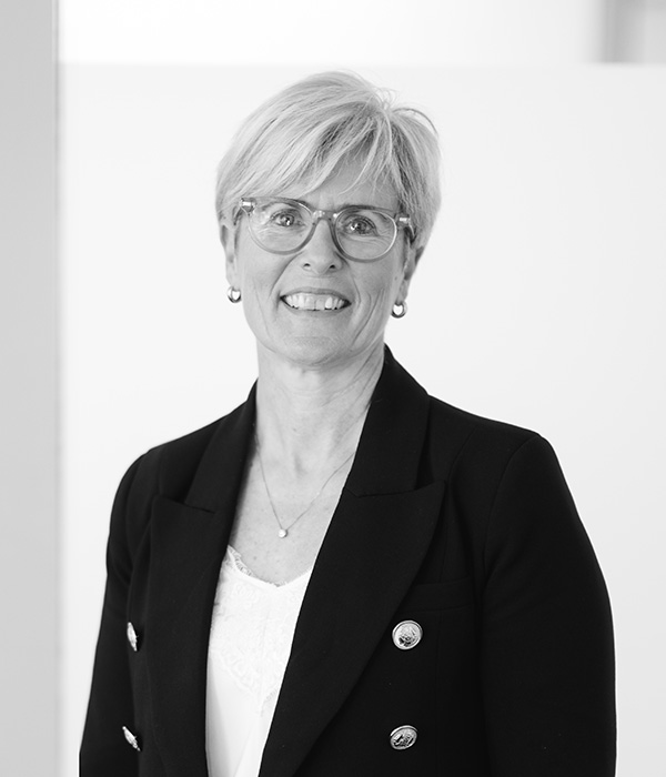 Jo Wardrope